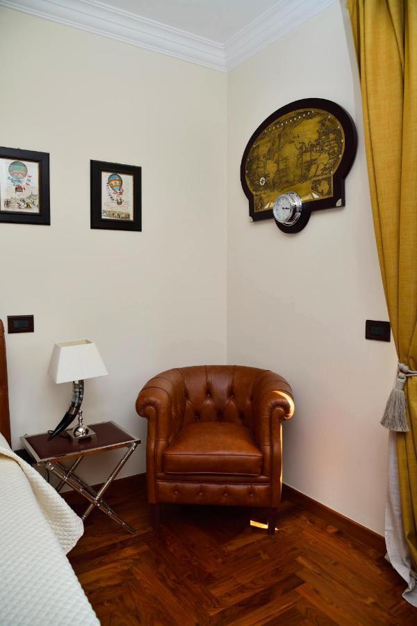 Отель Regal House Roma Navigatori 23 Экстерьер фото