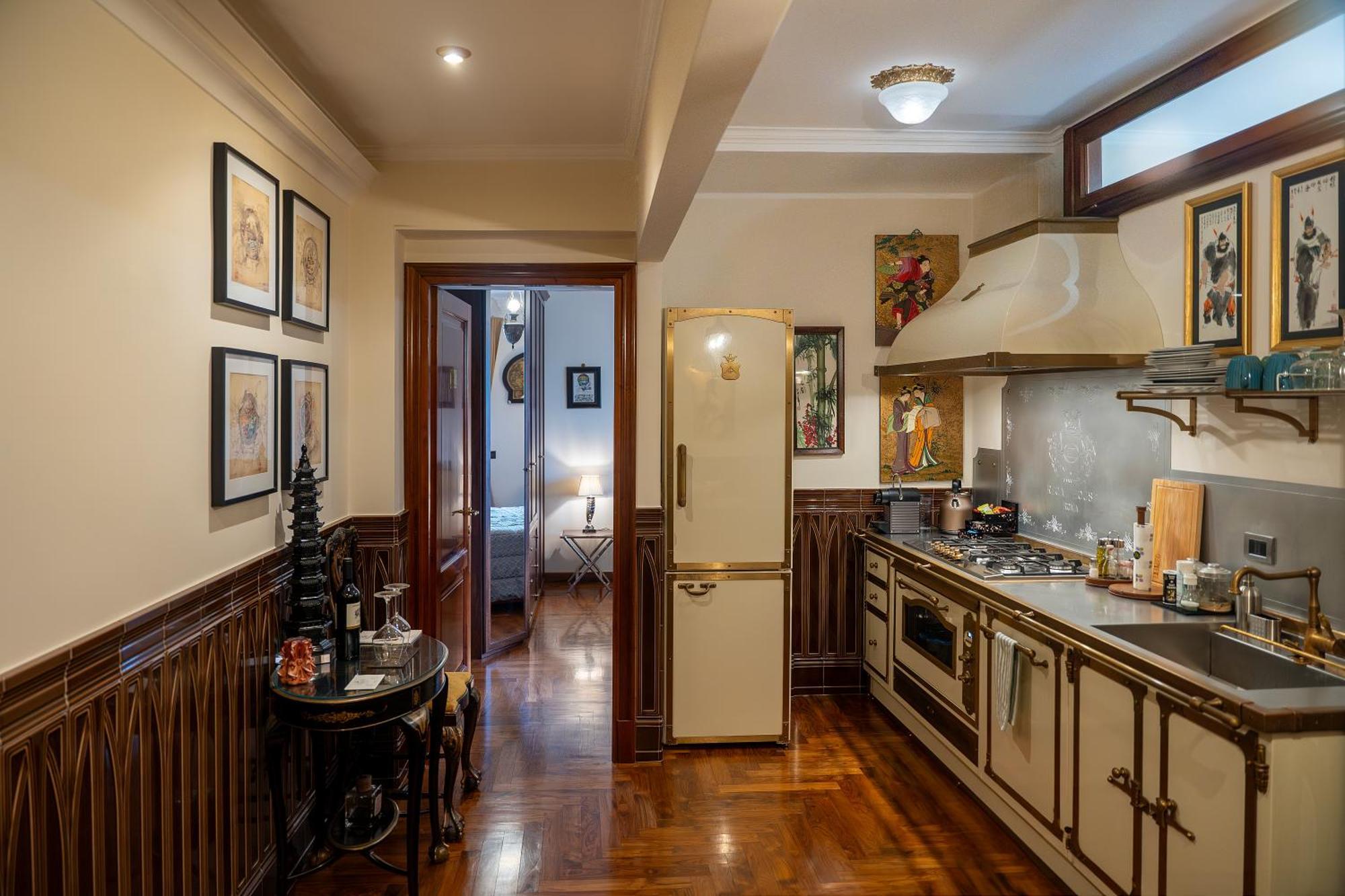 Отель Regal House Roma Navigatori 23 Экстерьер фото